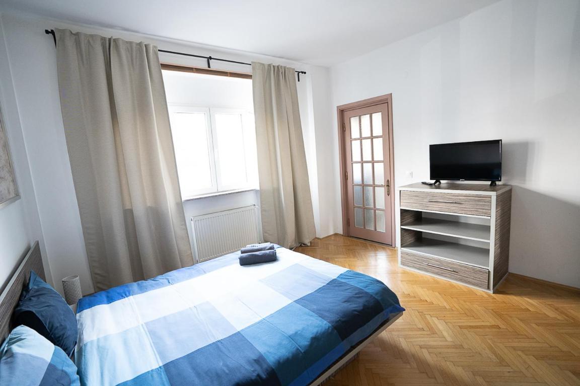 Cismigiu Garden Apartment بوخارست المظهر الخارجي الصورة